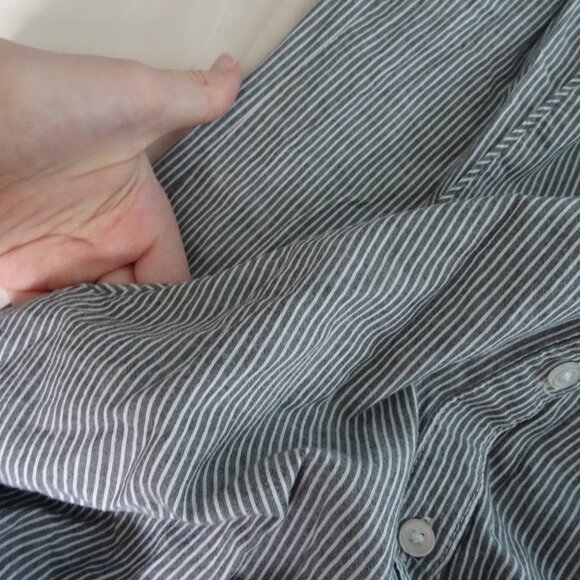 womens striped button up shirt with pockets size M - Picture 7 of 7